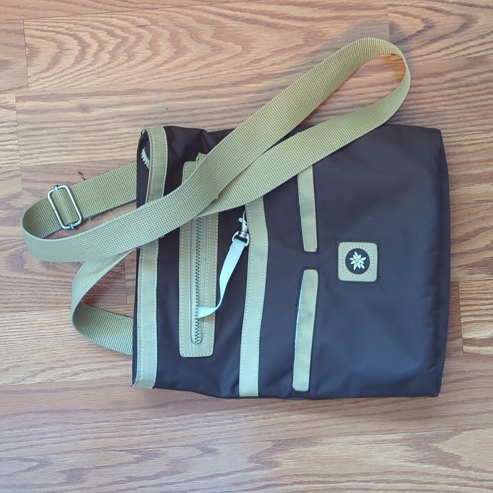 Sherpani Cross Body Tote